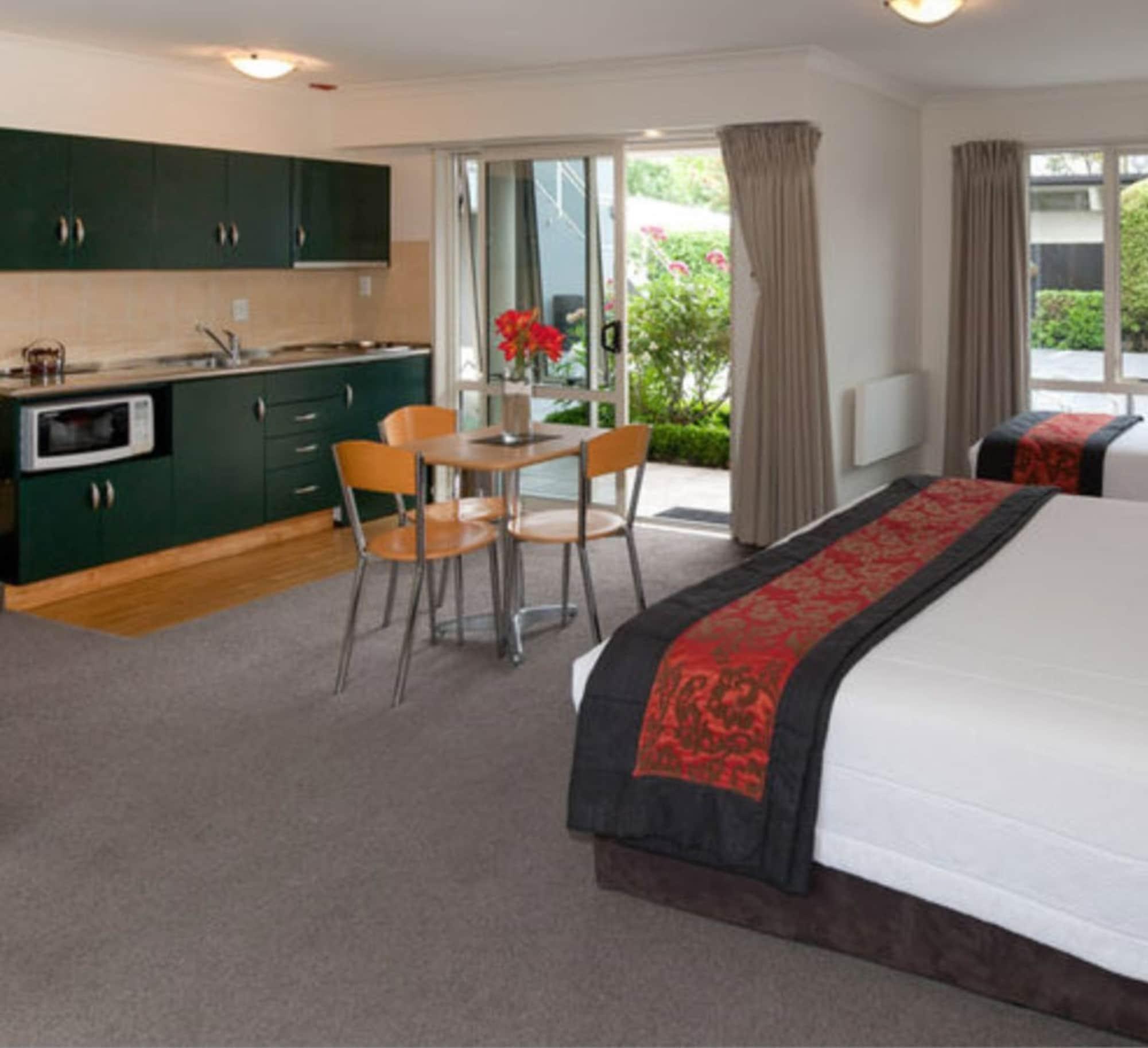 Colombo In The City Christchurch Bagian luar foto A studio apartment
